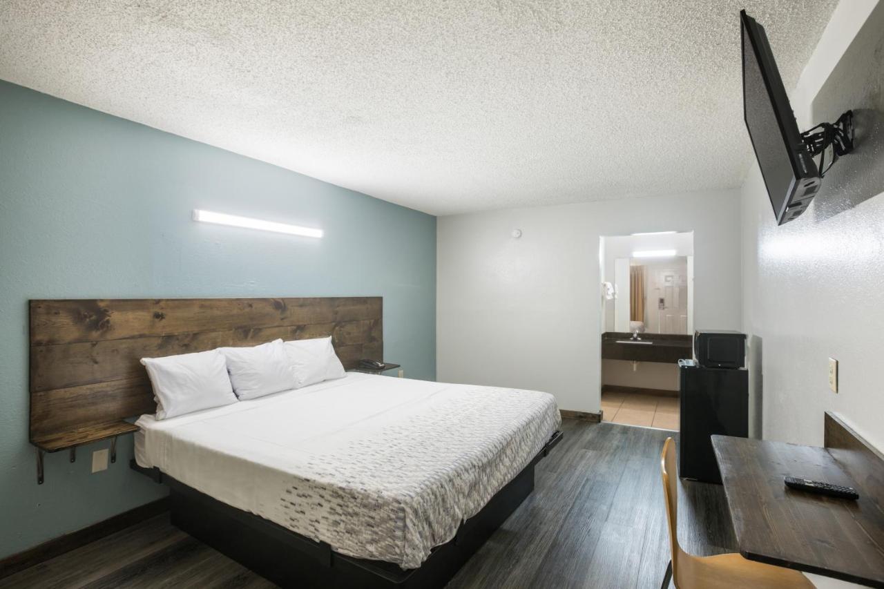 Americas Best Value Inn Стокбридж Стая снимка