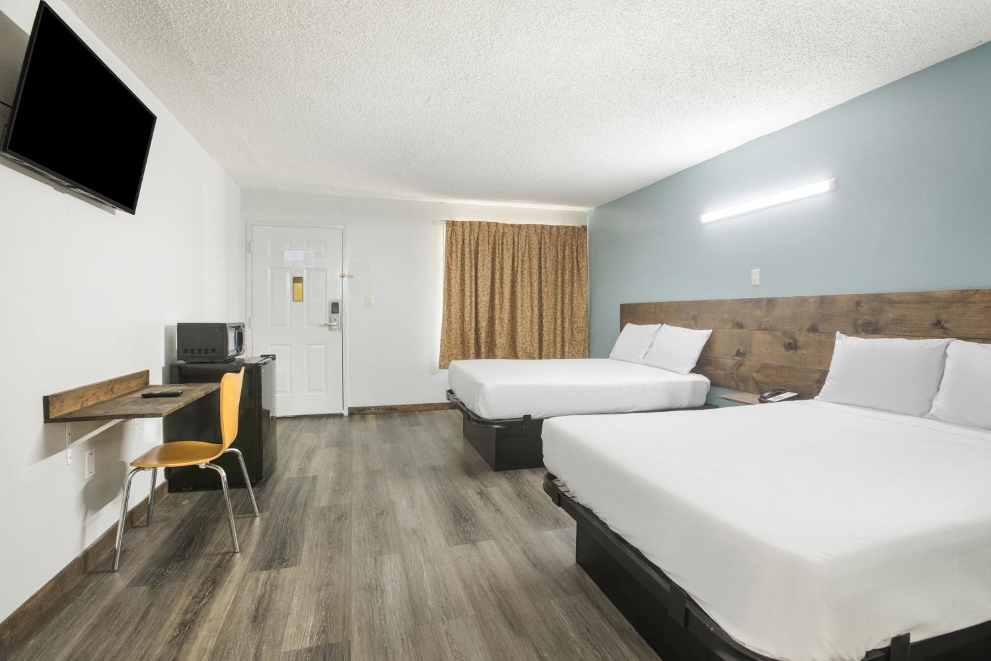 Americas Best Value Inn Стокбридж Стая снимка